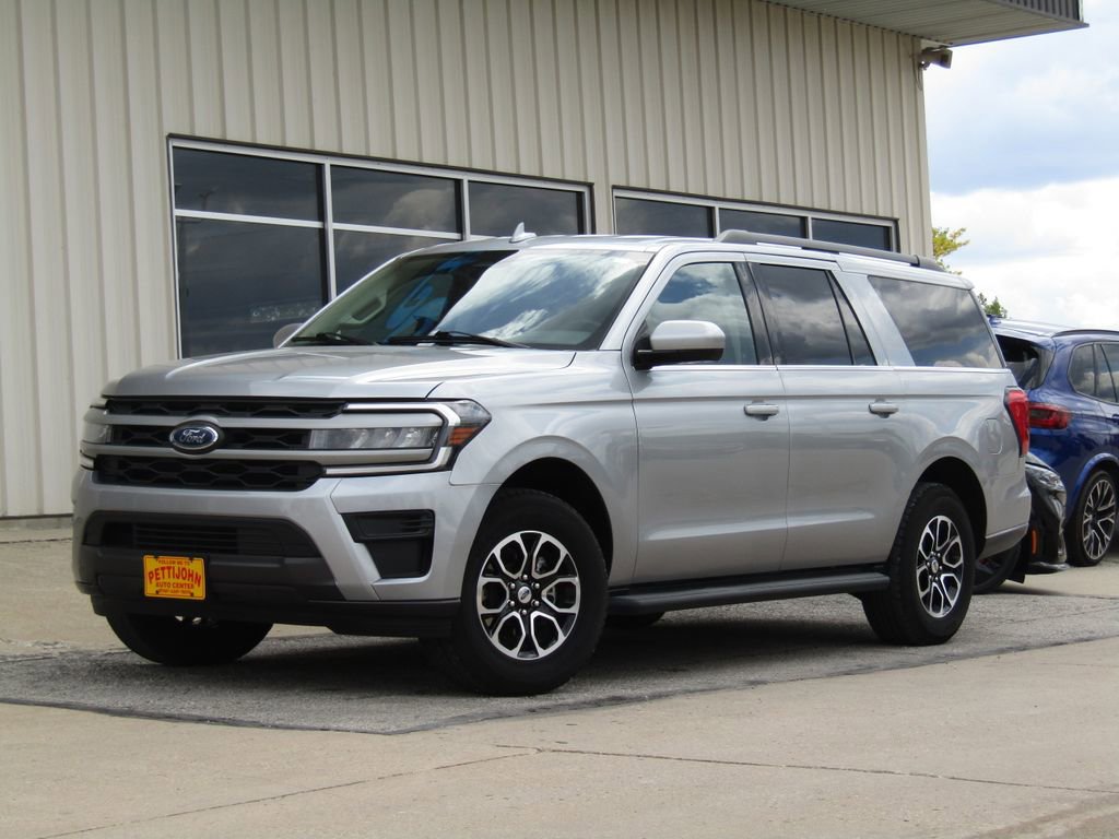 Used 2024 Ford Expedition Max XLT AWD/4WD image 12