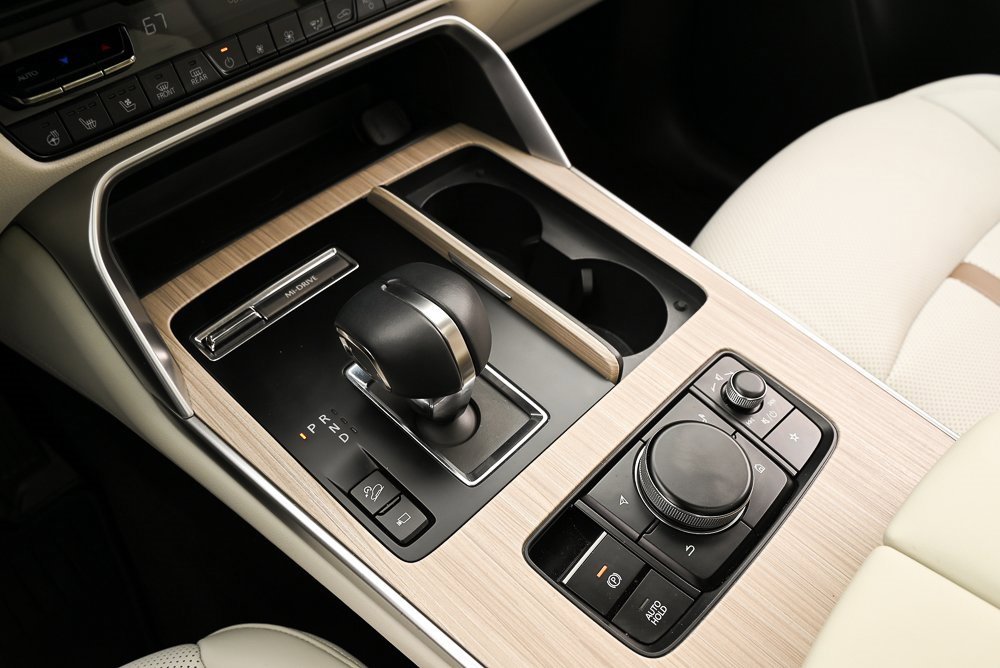 Certified 2025 MAZDA CX-90 3.3 Turbo w/ Premium Plus Pkg image 28