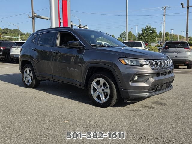Used 2024 Jeep Compass Latitude AWD/4WD image 7