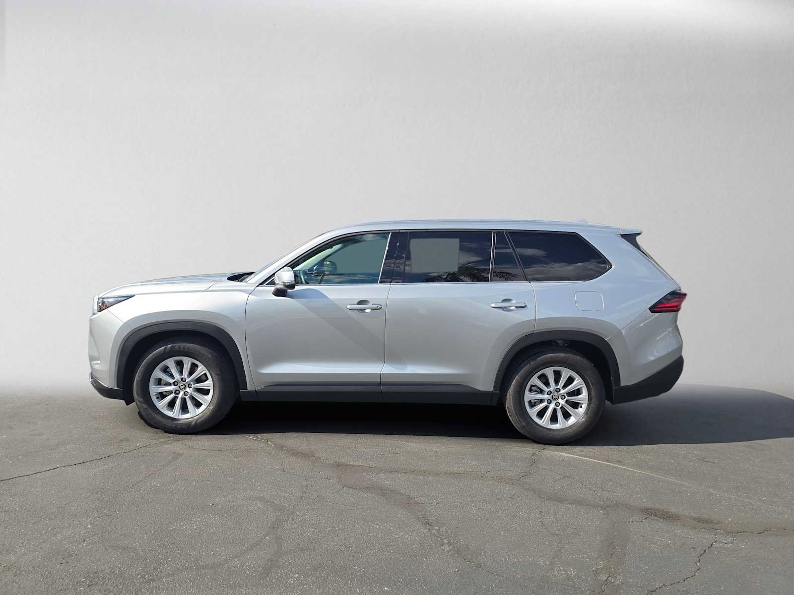 Certified 2026 Toyota Grand Highlander FWD image 6
