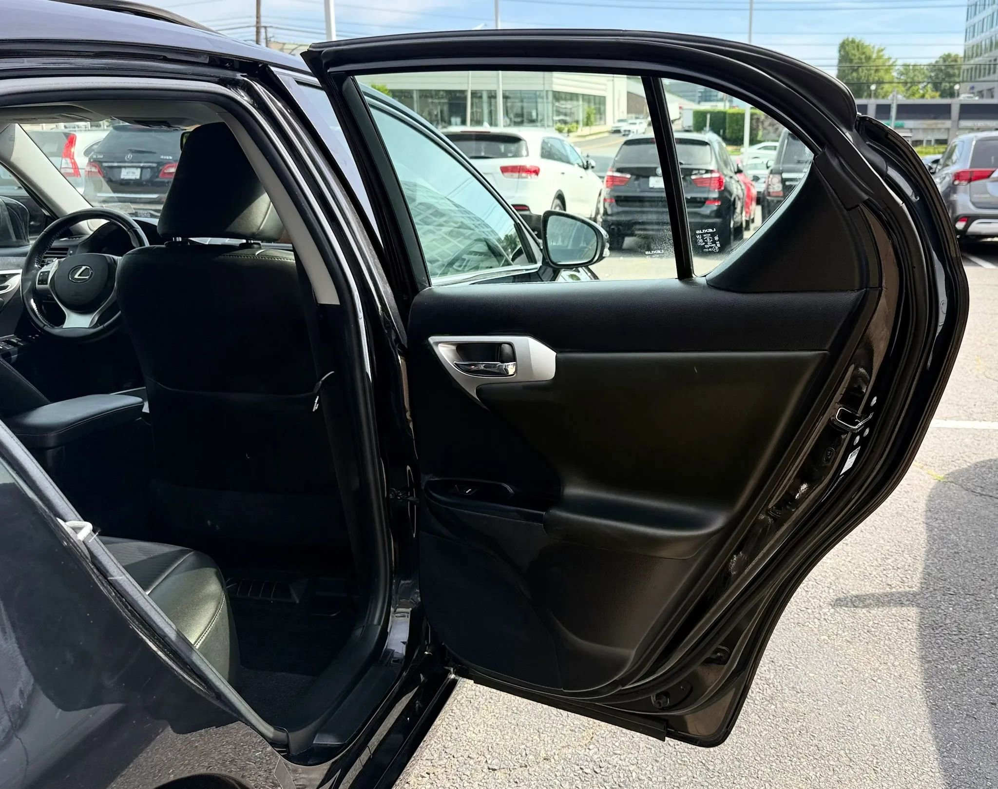 Used 2012 Lexus CT 200h Premium w/ Premium Audio Pkg FWD image 29