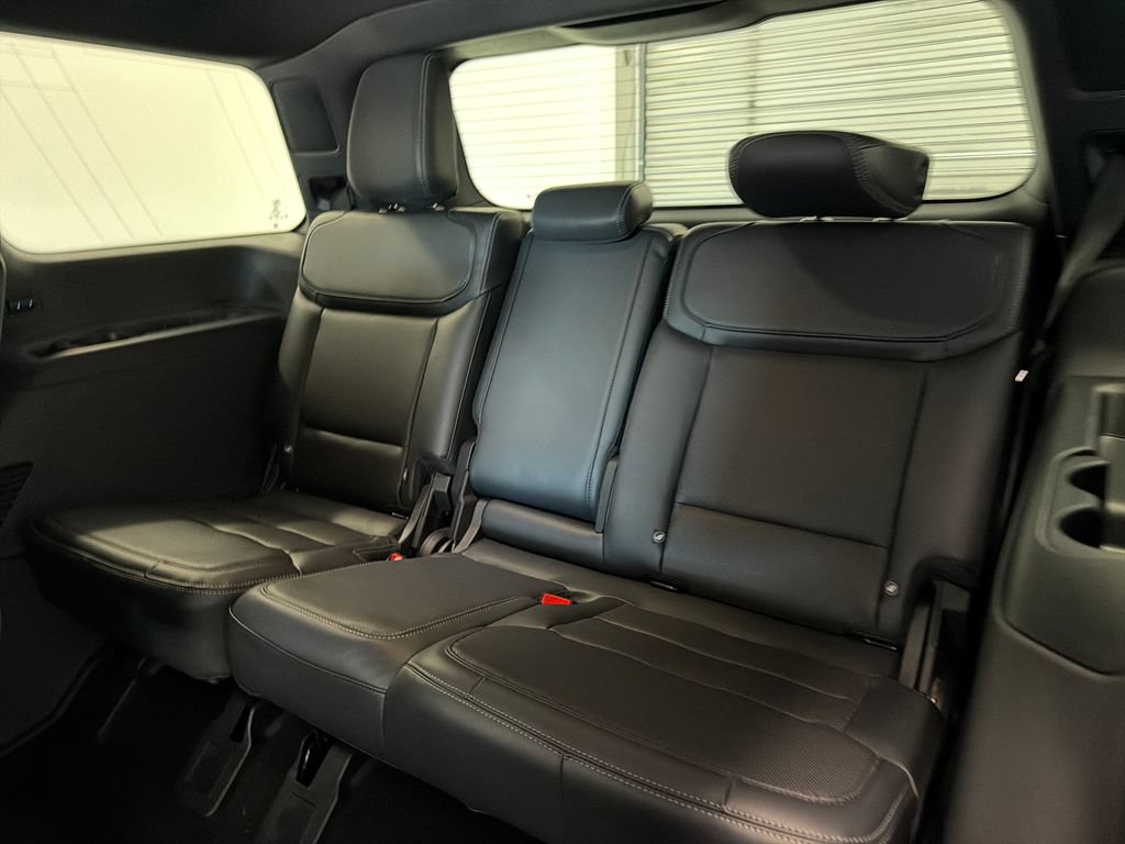 New 2027 Ford Expedition Platinum w/ Stealth Performance Package AWD/4WD image 15