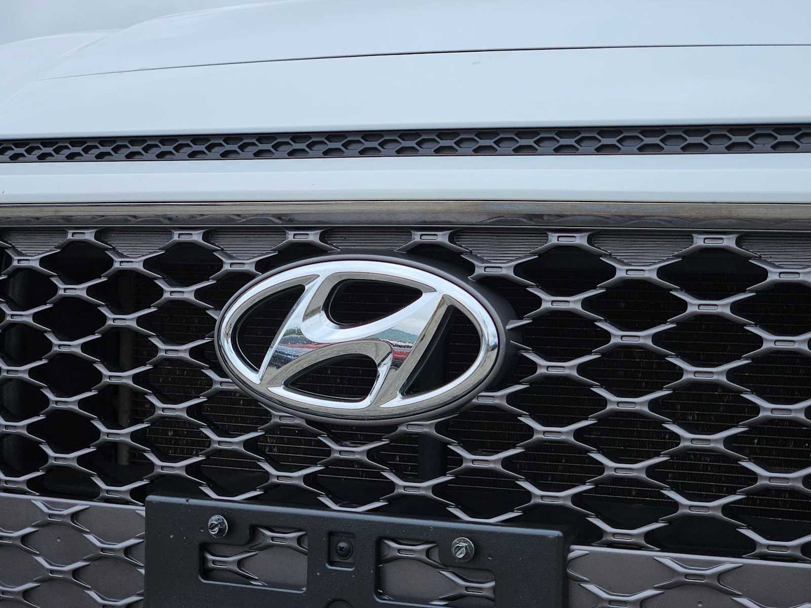 Used 2019 Hyundai Kona Limited image 12