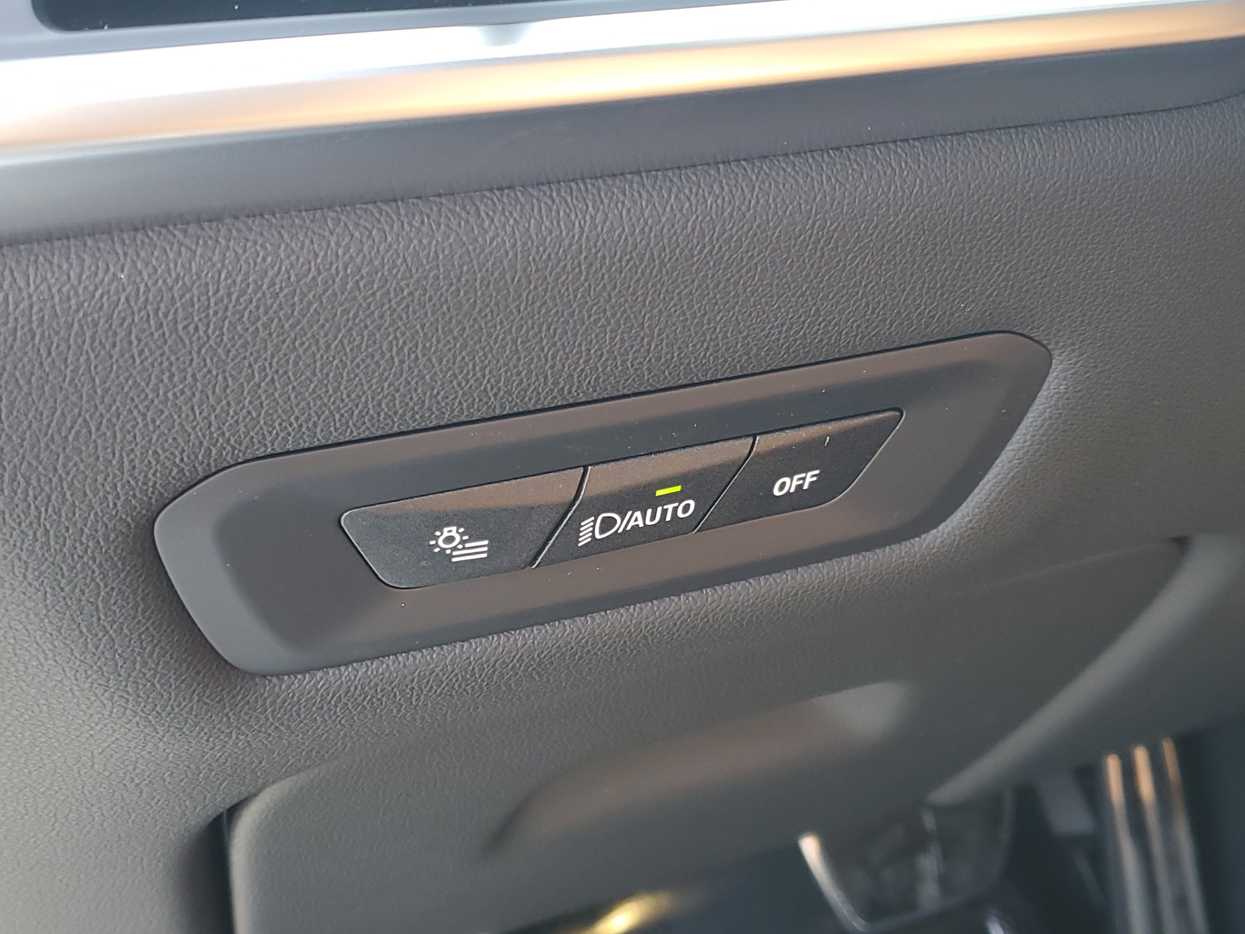 New 2026 BMW X5 M60i image 10