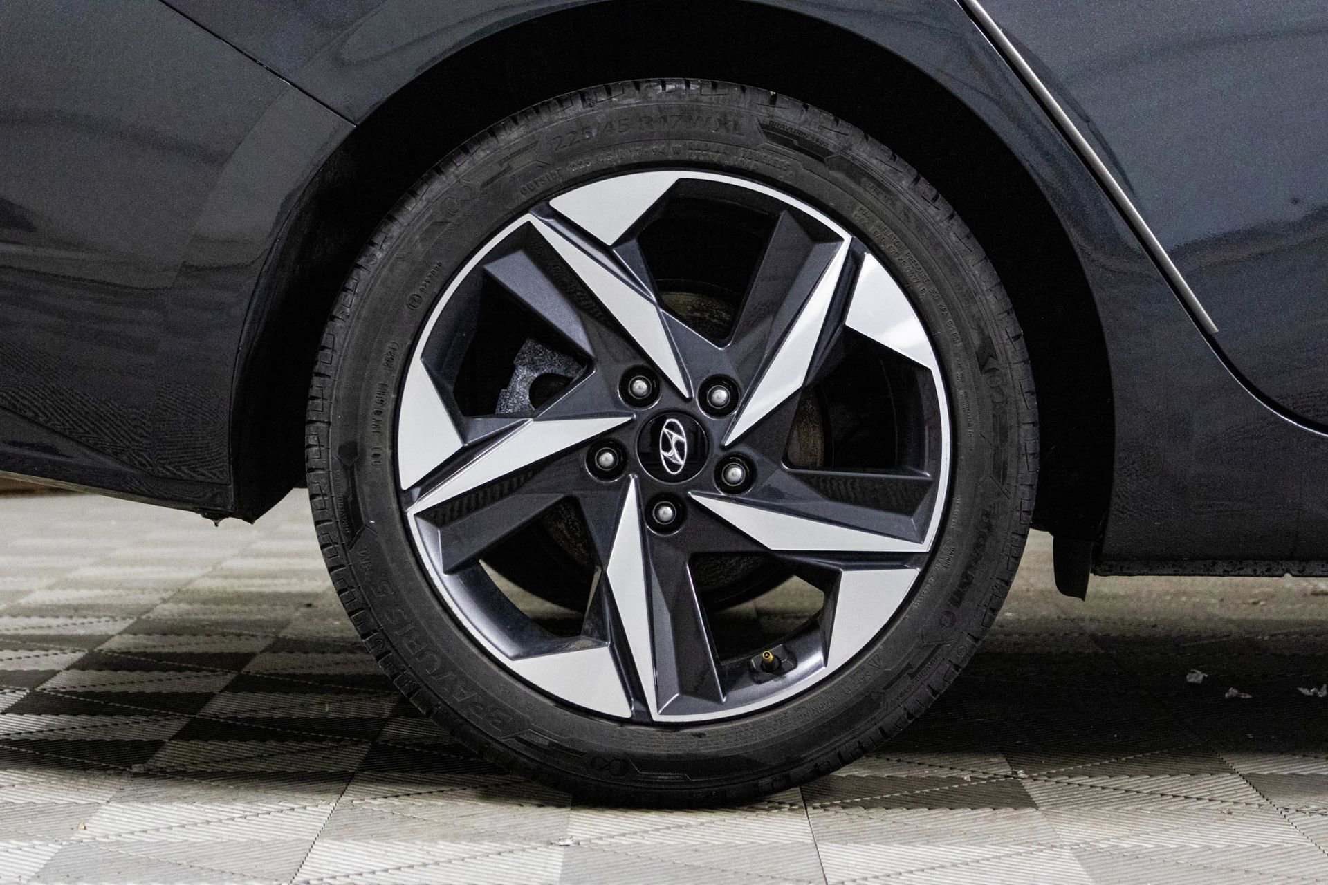 Used 2022 Hyundai Elantra SEL w/ Convenience + Premium Package FWD image 42