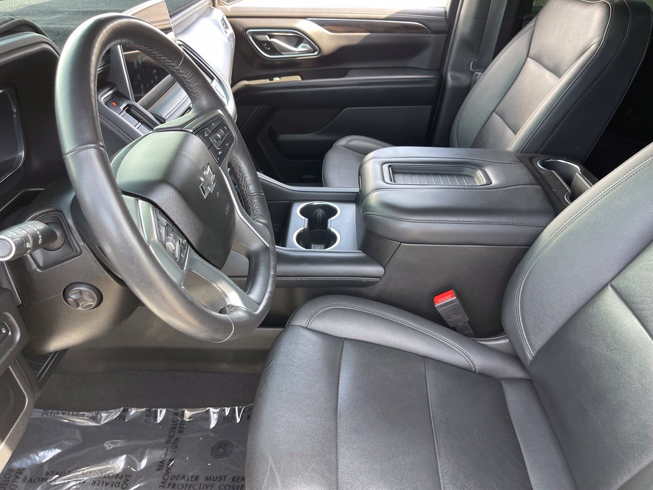 Used 2022 Chevrolet Tahoe Z71 w/ Luxury Package AWD/4WD image 18