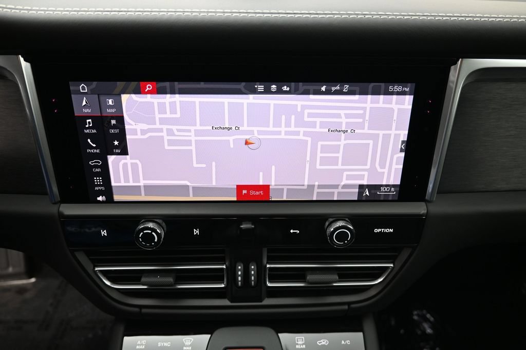 Certified 2026 Porsche Macan GTS AWD/4WD image 21