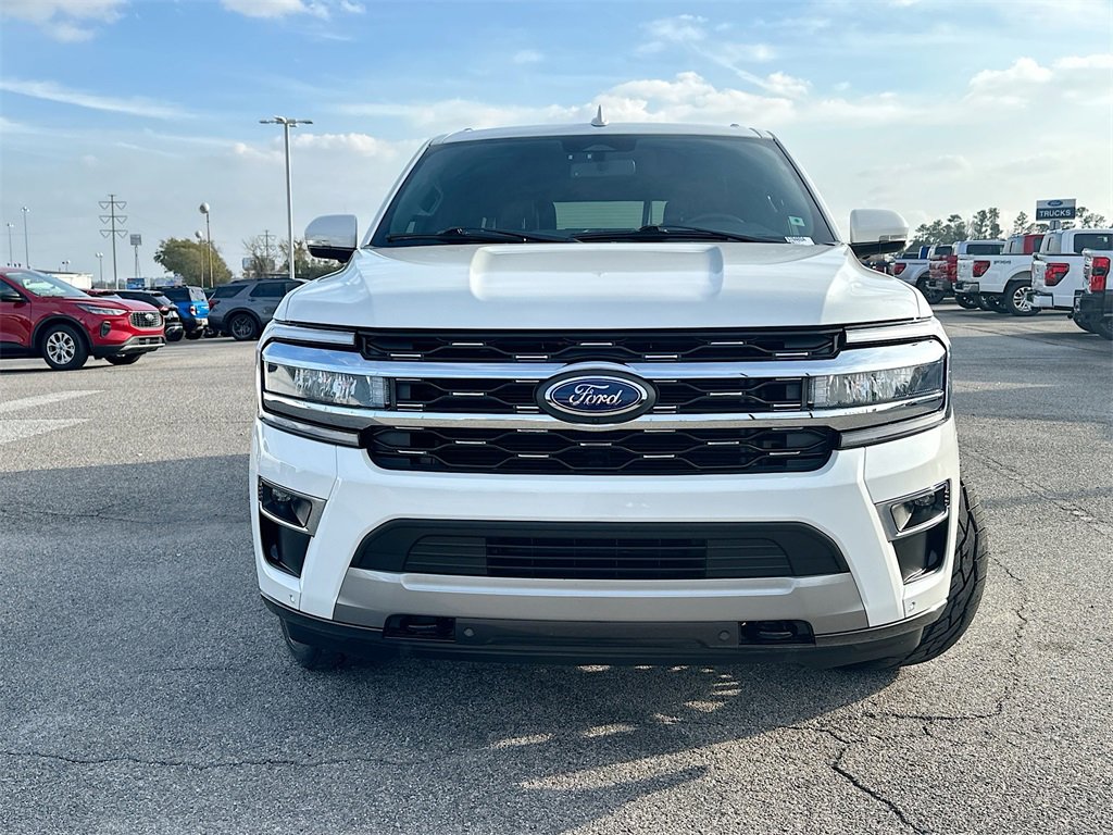 Used 2022 Ford Expedition Max Limited image 5