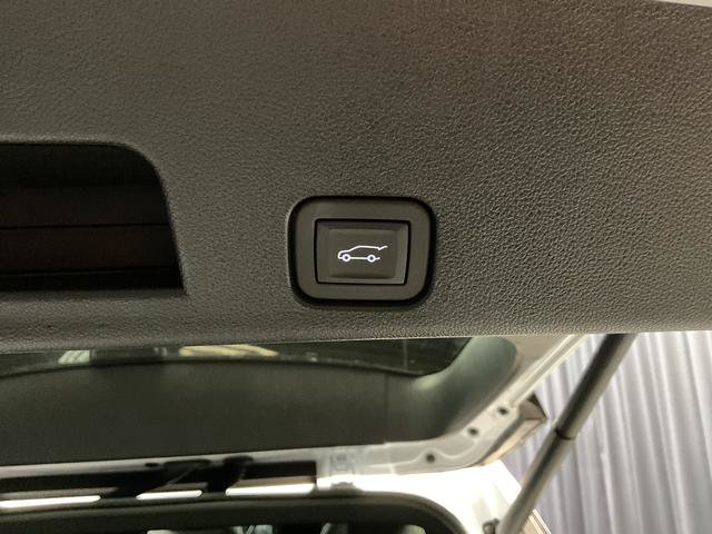 Used 2026 GMC Acadia Elevation FWD image 14