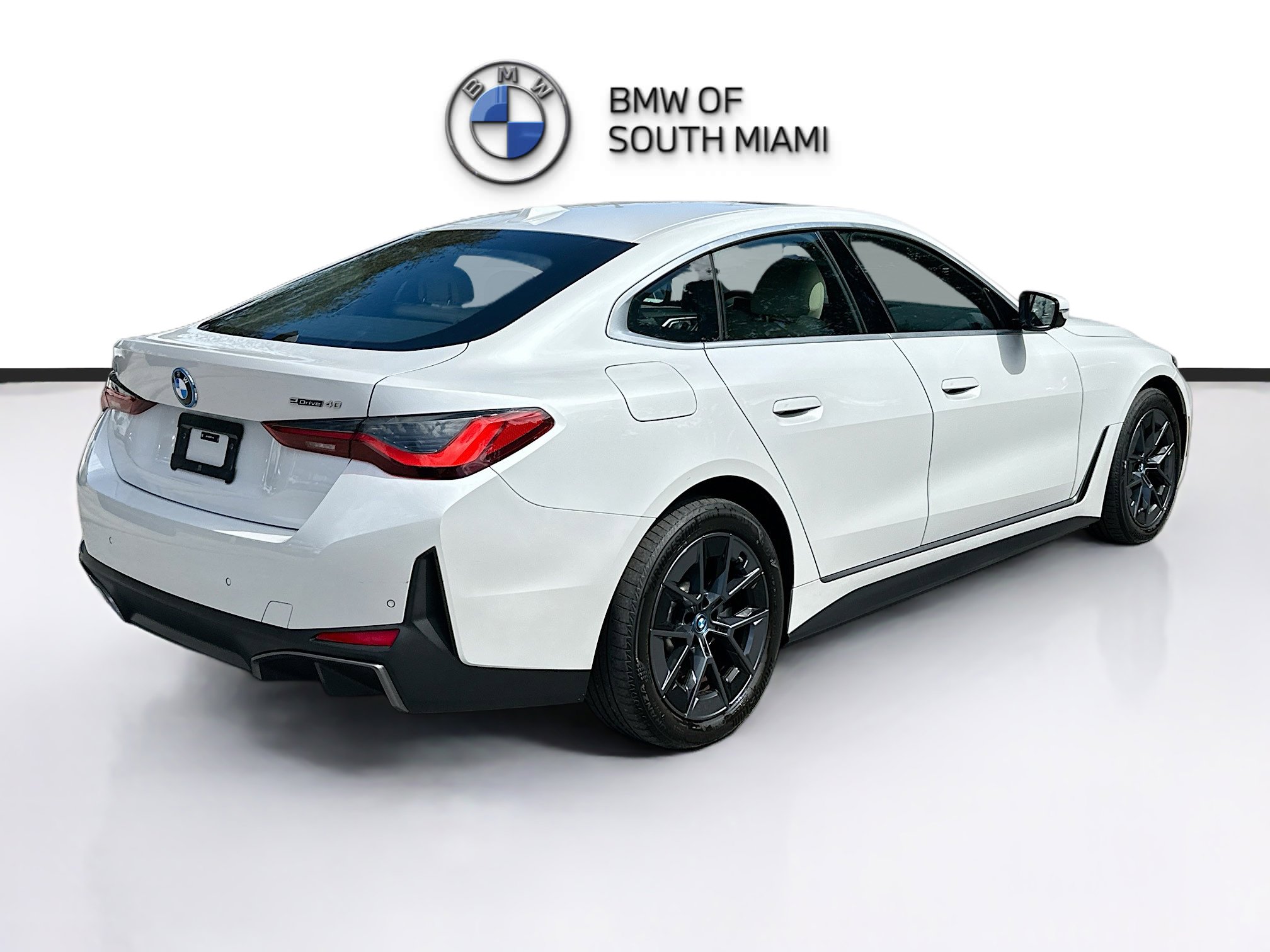 Certified 2024 BMW i4 eDrive40 image 7