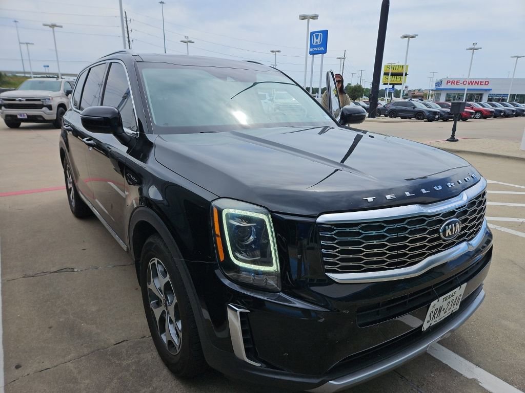 Used 2020 Kia Telluride EX w/ Towing Package FWD image 5