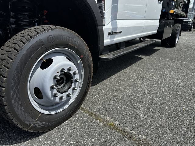 New 2026 Ford F550 4x4 Crew Cab image 12