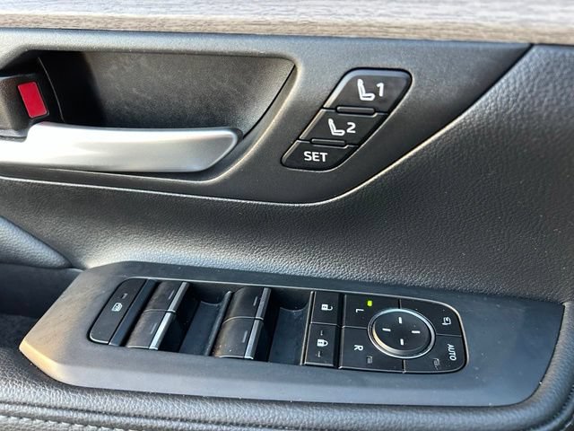 Used 2025 Toyota Grand Highlander AWD Hybrid image 26