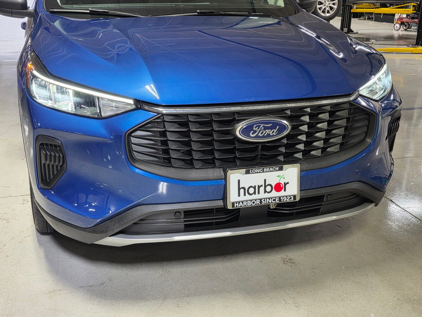 Used 2023 Ford Escape Active image 9