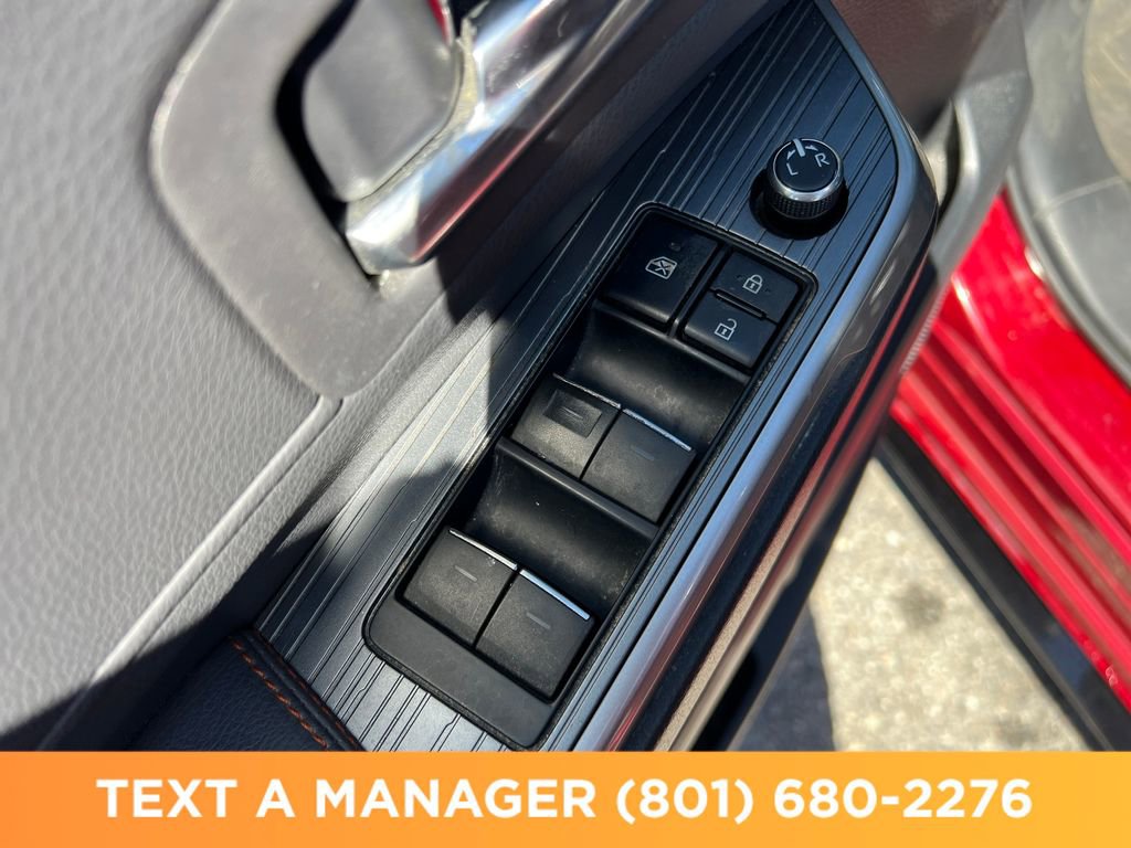 Used 2021 Toyota Sienna XSE w/ XSE Plus Package FWD image 15