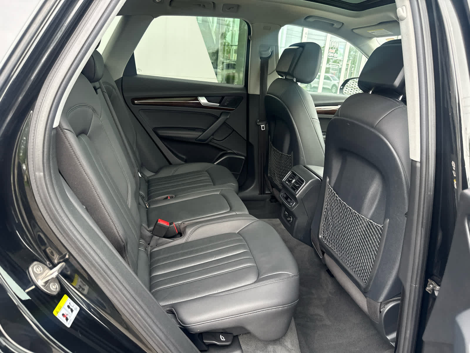 Used 2019 Audi Q5 2.0T Premium Plus w/ Premium Plus Package AWD/4WD image 25