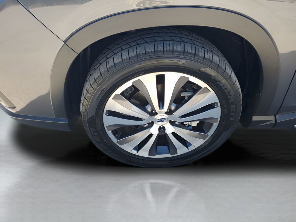 Used 2022 Subaru Ascent Limited w/ Technology Package image 17