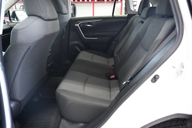 Used 2022 Toyota RAV4 XLE AWD/4WD image 12