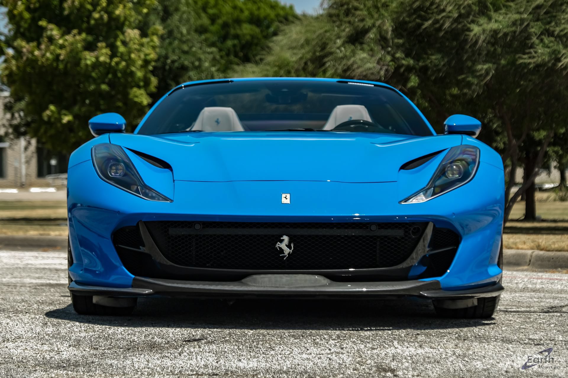 Used 2022 Ferrari 812 GTS RWD image 32