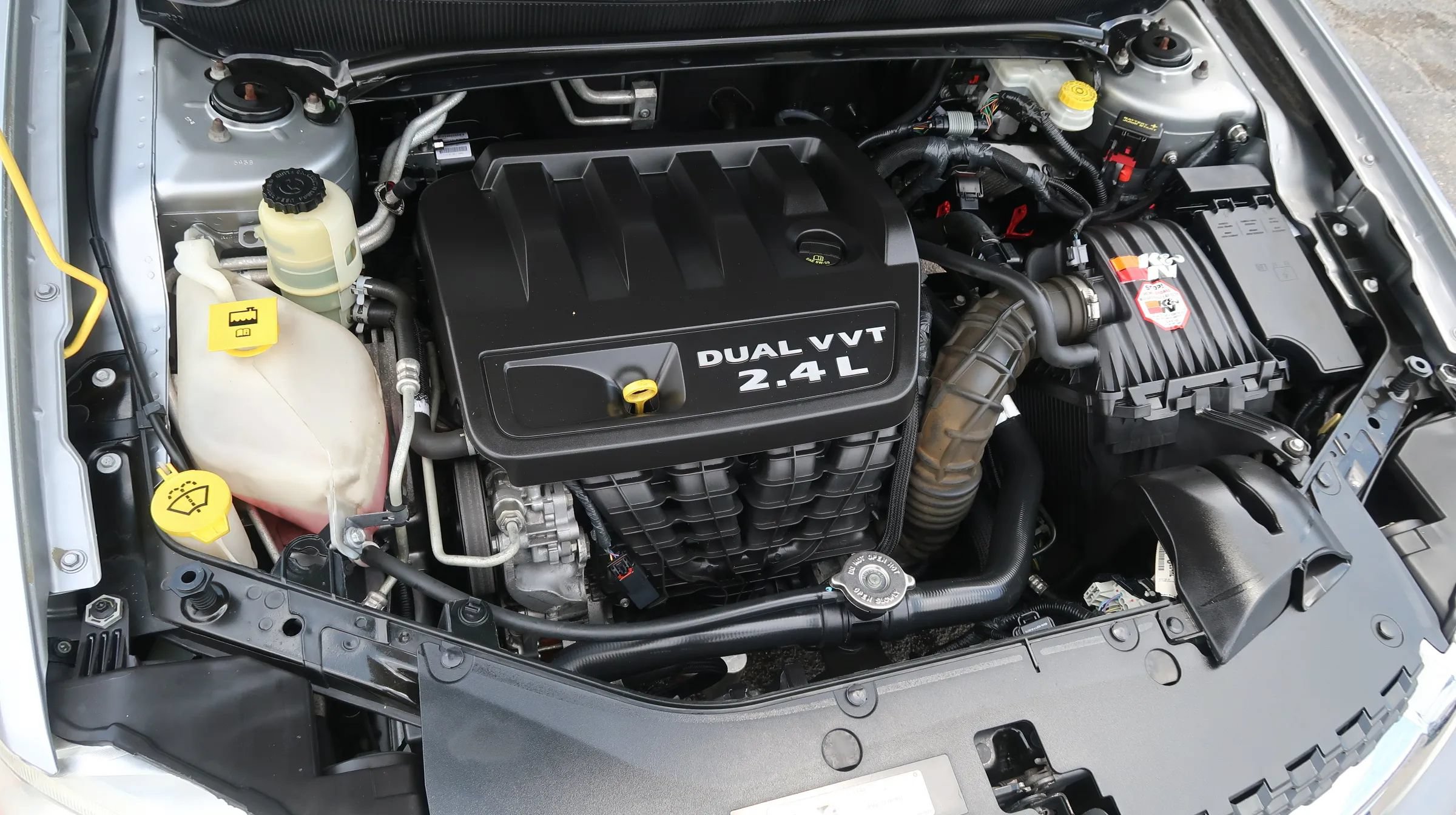 Used 2014 Dodge Avenger SXT FWD image 41