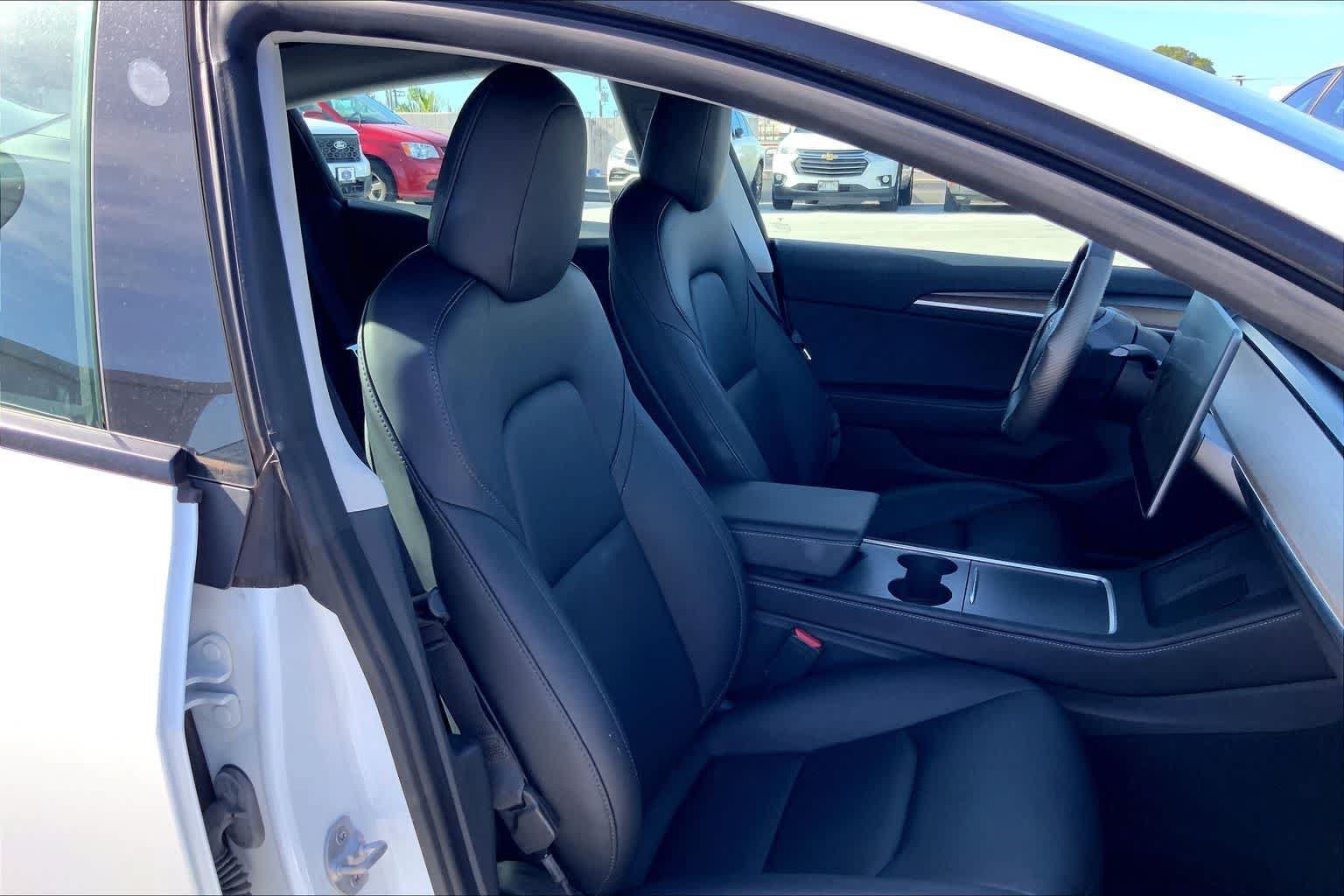 Used 2021 Tesla Model 3 Standard Range Plus RWD image 13