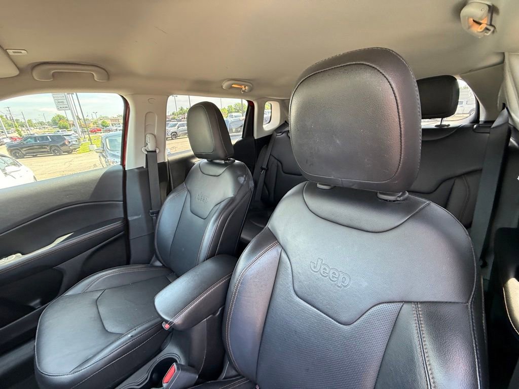 Used 2019 Jeep Compass Limited AWD/4WD image 13