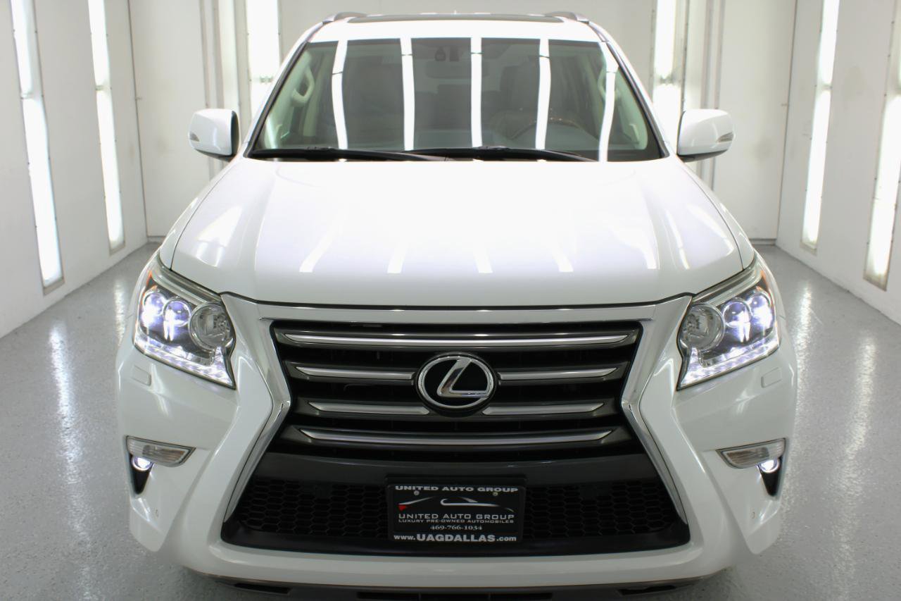 Used 2017 Lexus GX 460 Premium image 3
