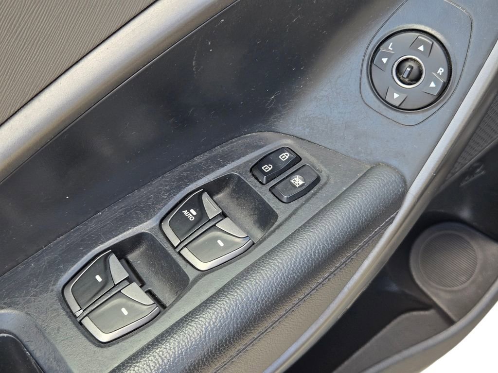 Used 2013 Hyundai Santa Fe Sport image 19