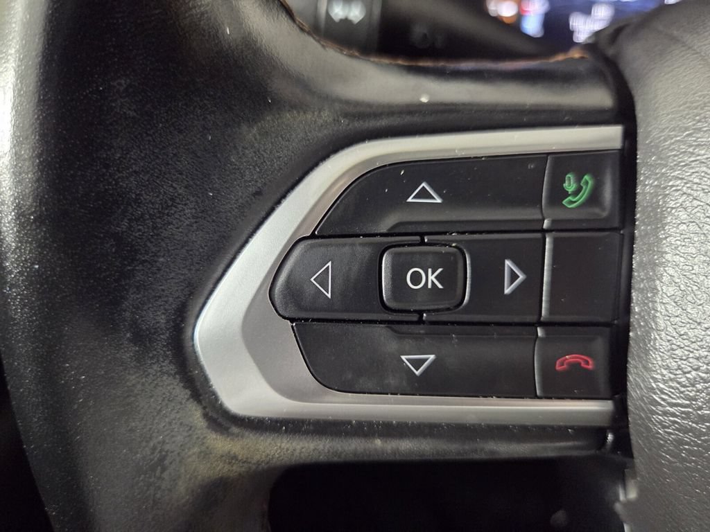 Used 2022 Jeep Compass Limited AWD/4WD image 16