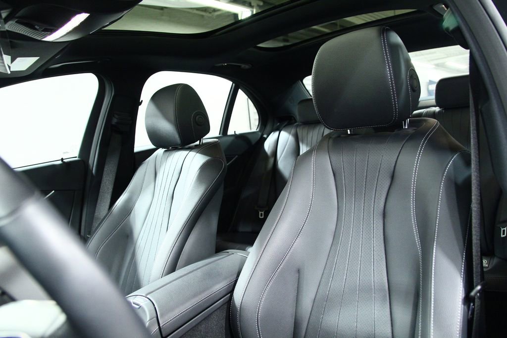 Certified 2022 Mercedes-Benz E 350 4MATIC Sedan image 19