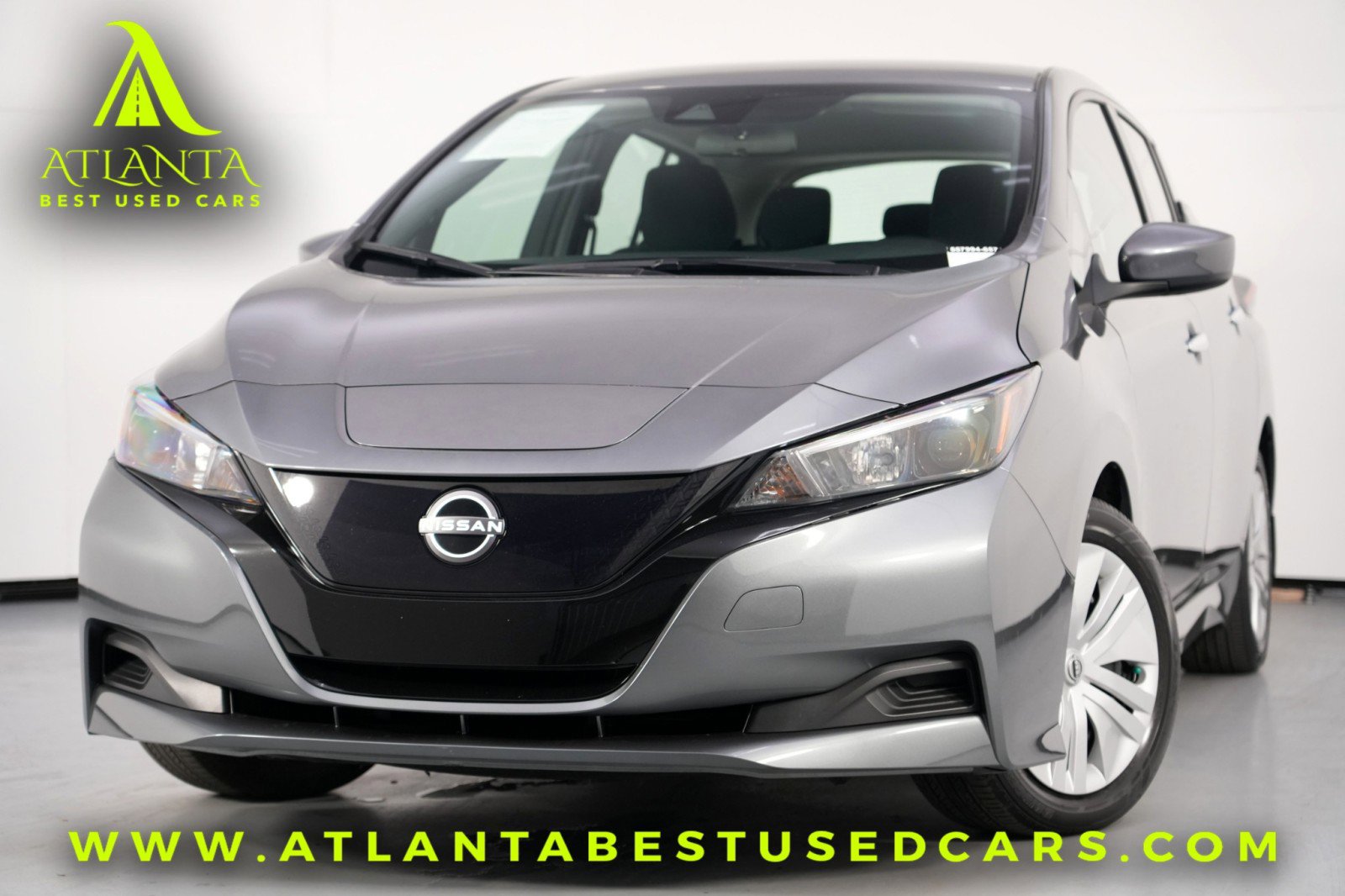 Used 2025 Nissan Leaf S image 1