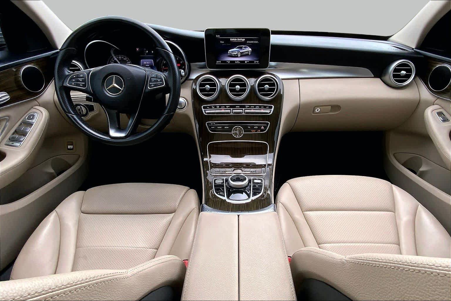 Used 2018 Mercedes-Benz C 300 Sedan image 31