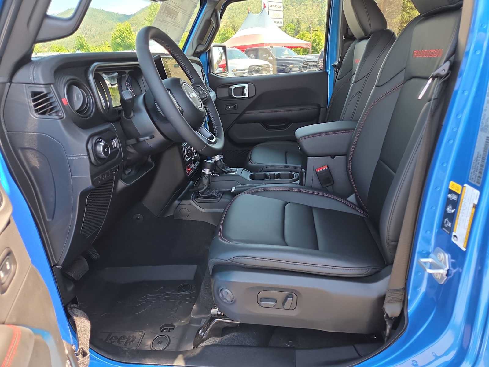 New 2026 Jeep Wrangler Unlimited Rubicon AWD/4WD image 19