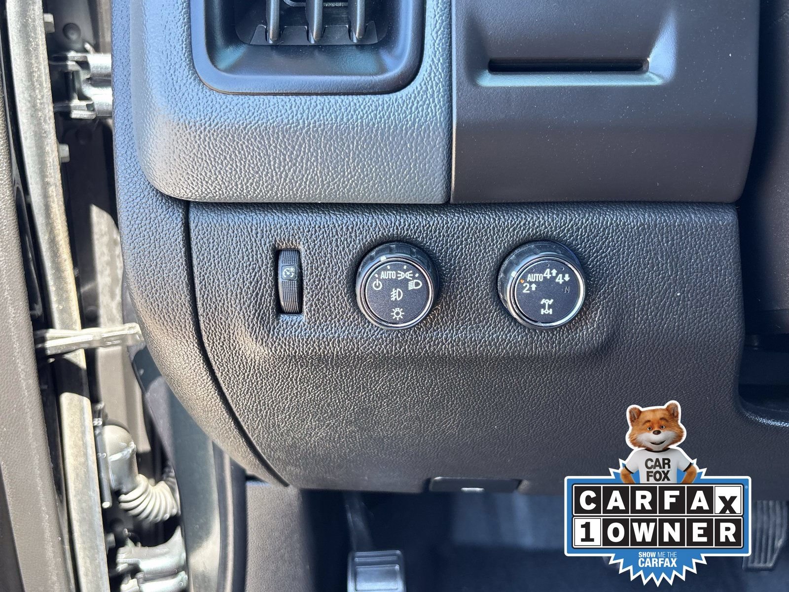 Used 2018 Chevrolet Colorado Z71 AWD/4WD image 29