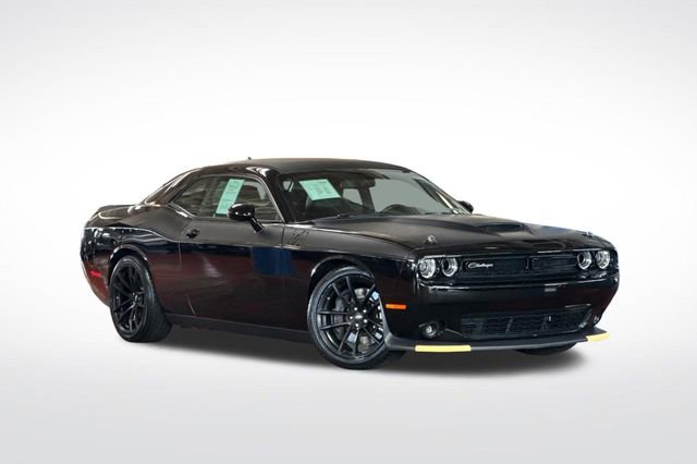 Used 2018 Dodge Challenger T/A image 2