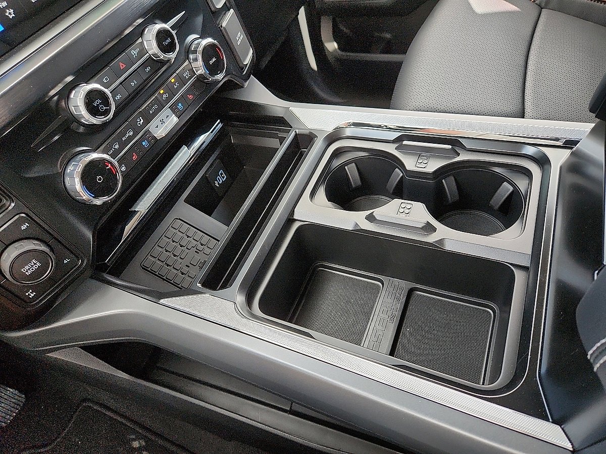 New 2025 Ford F350 Lariat w/ Lariat Ultimate Package image 11