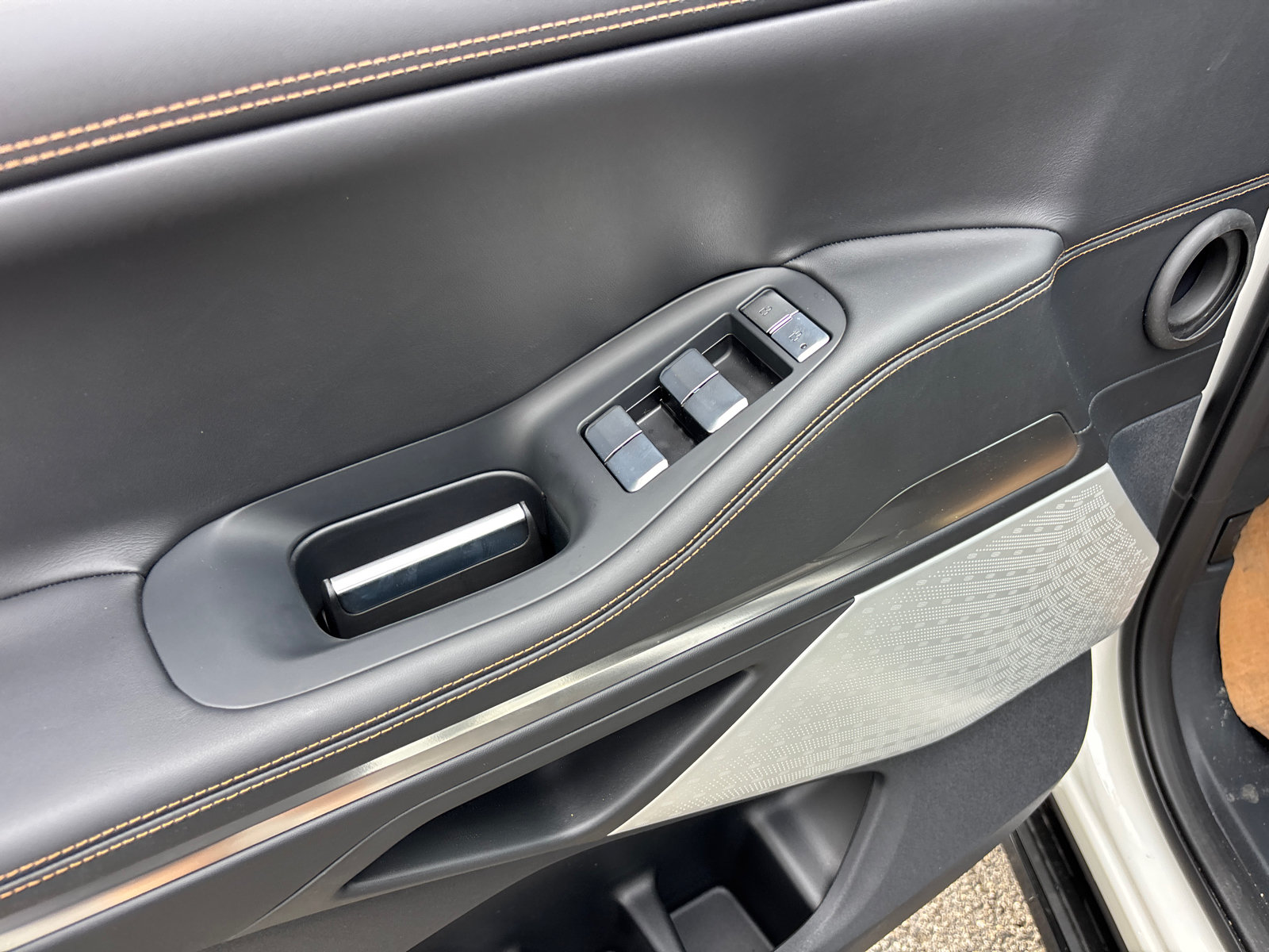 New 2026 Lincoln Navigator L Black Label AWD/4WD image 12