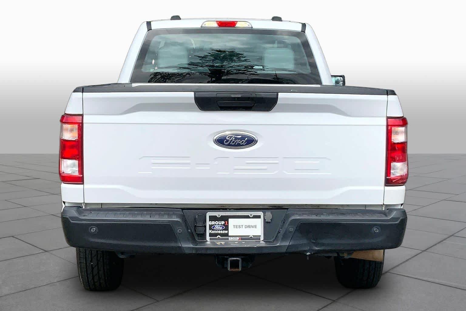 Used 2023 Ford F150 XL w/ Trailer Tow Package RWD image 5