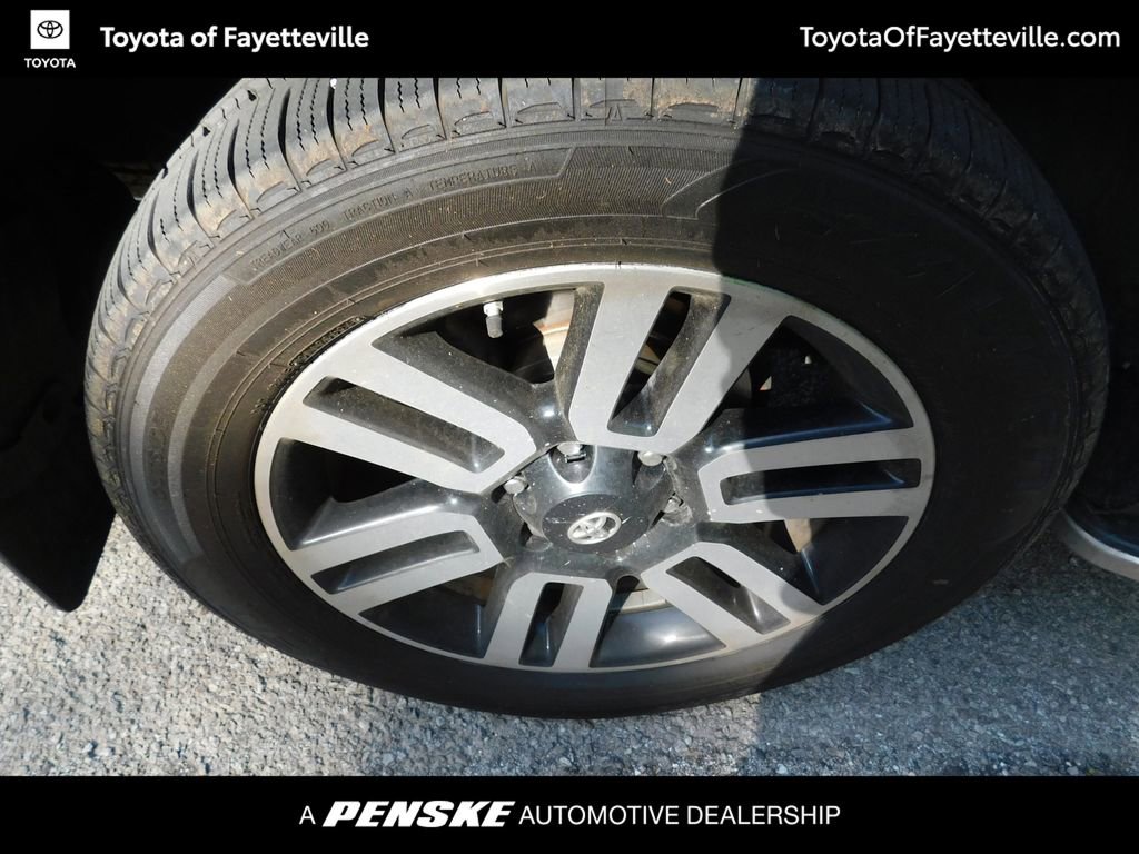 Used 2017 Toyota 4Runner Limited AWD/4WD image 8