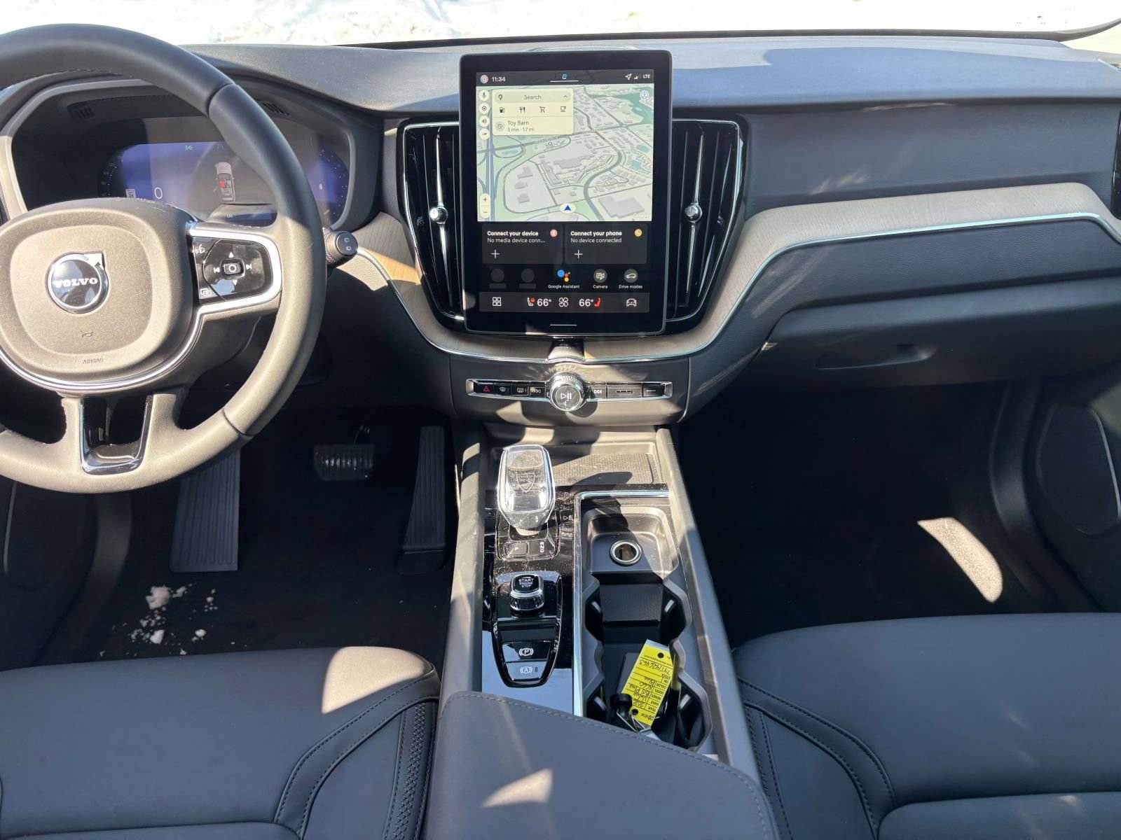 New 2026 Volvo XC60 B5 Plus w/ Protection Package Premier AWD/4WD image 28