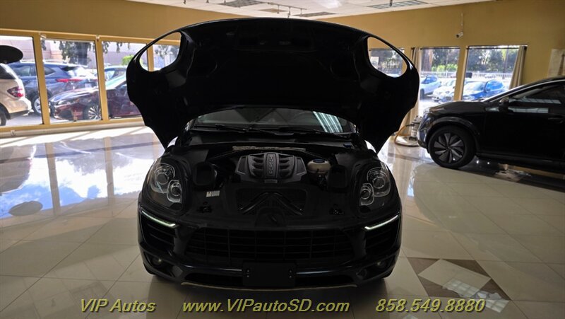 Used 2017 Porsche Macan S AWD/4WD image 30
