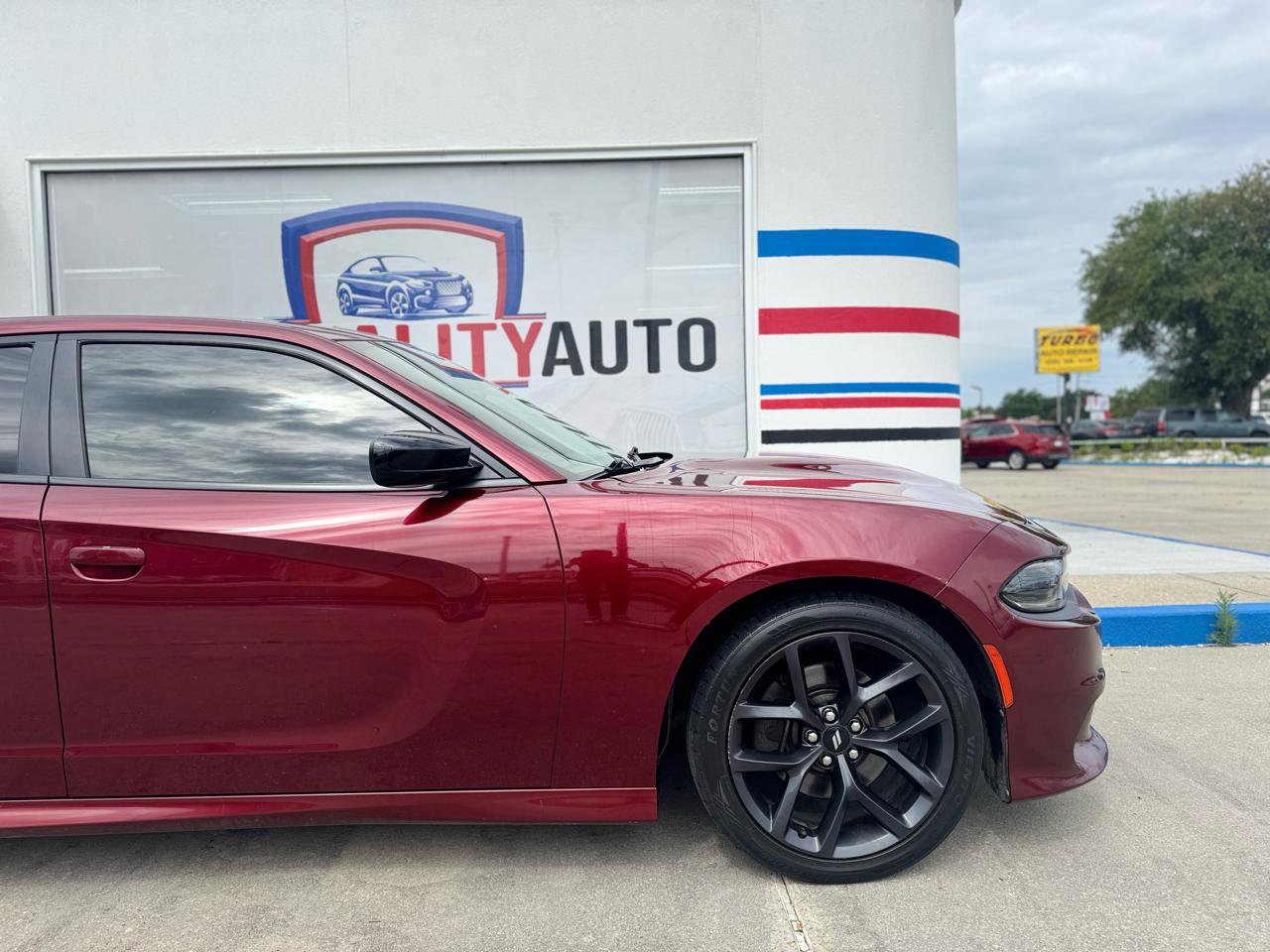Used 2019 Dodge Charger R/T w/ Driver Confidence Group RWD image 23