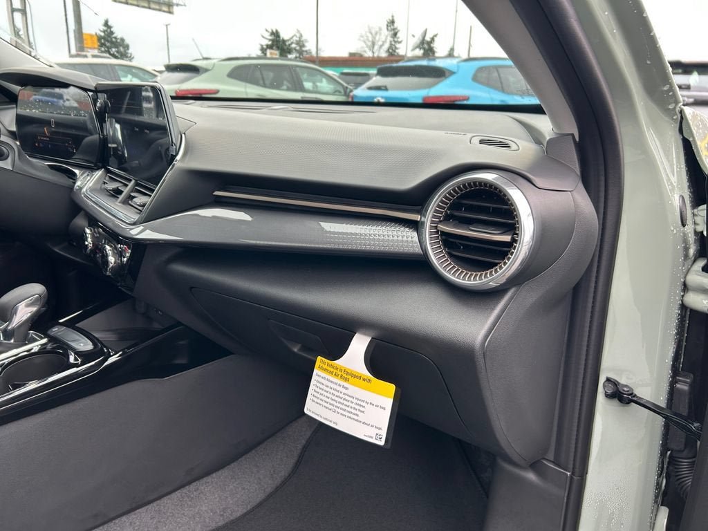 New 2026 Chevrolet Trax ACTIV w/ Sunroof Package FWD image 26