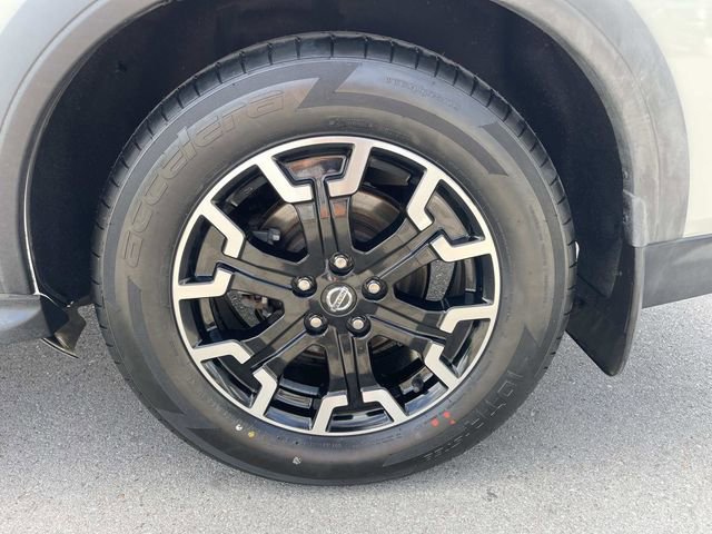 Used 2020 Nissan Pathfinder SV w/ Rock Creek Edition FWD image 11