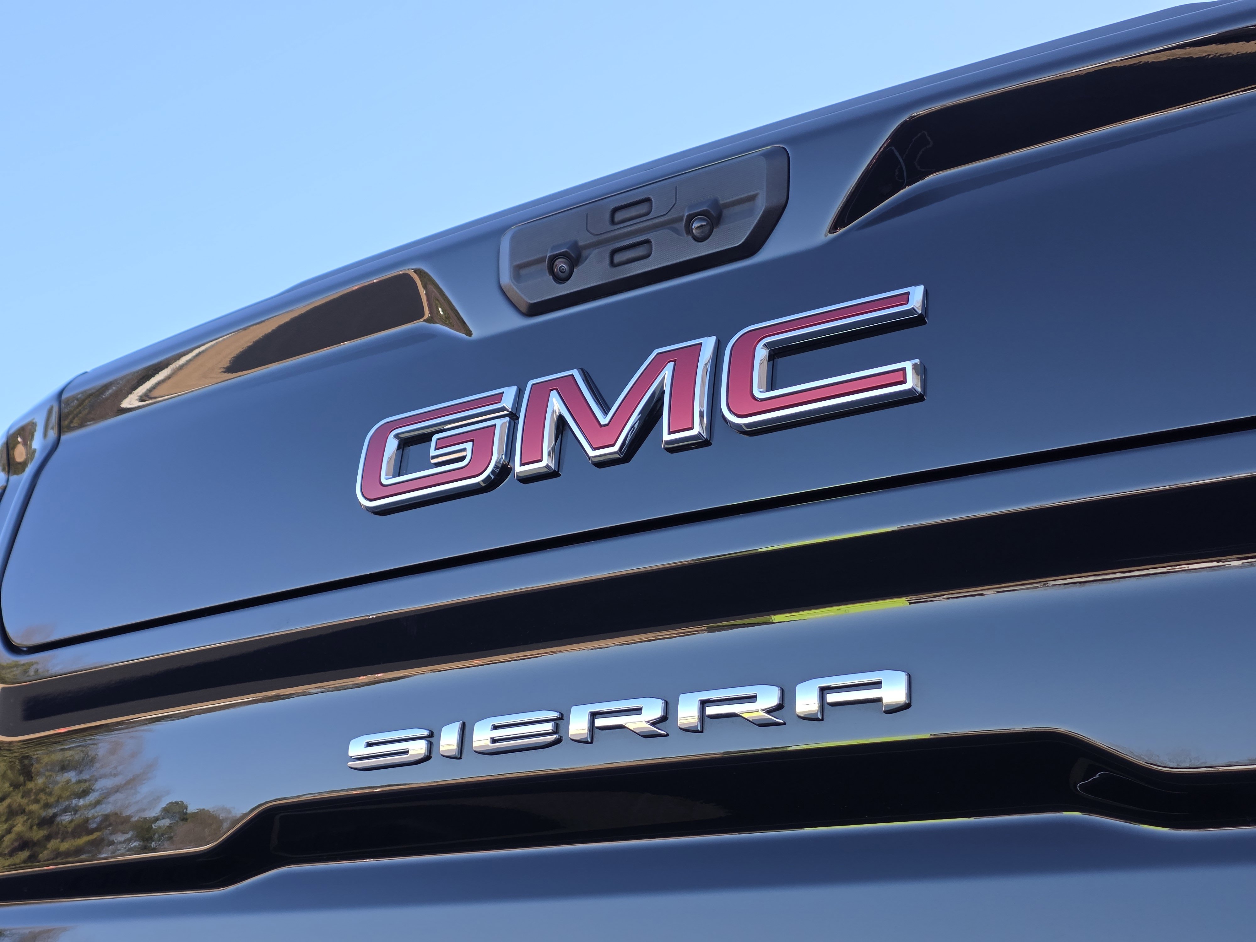 Used 2024 GMC Sierra 1500 SLT w/ SLT Premium Plus Package image 46