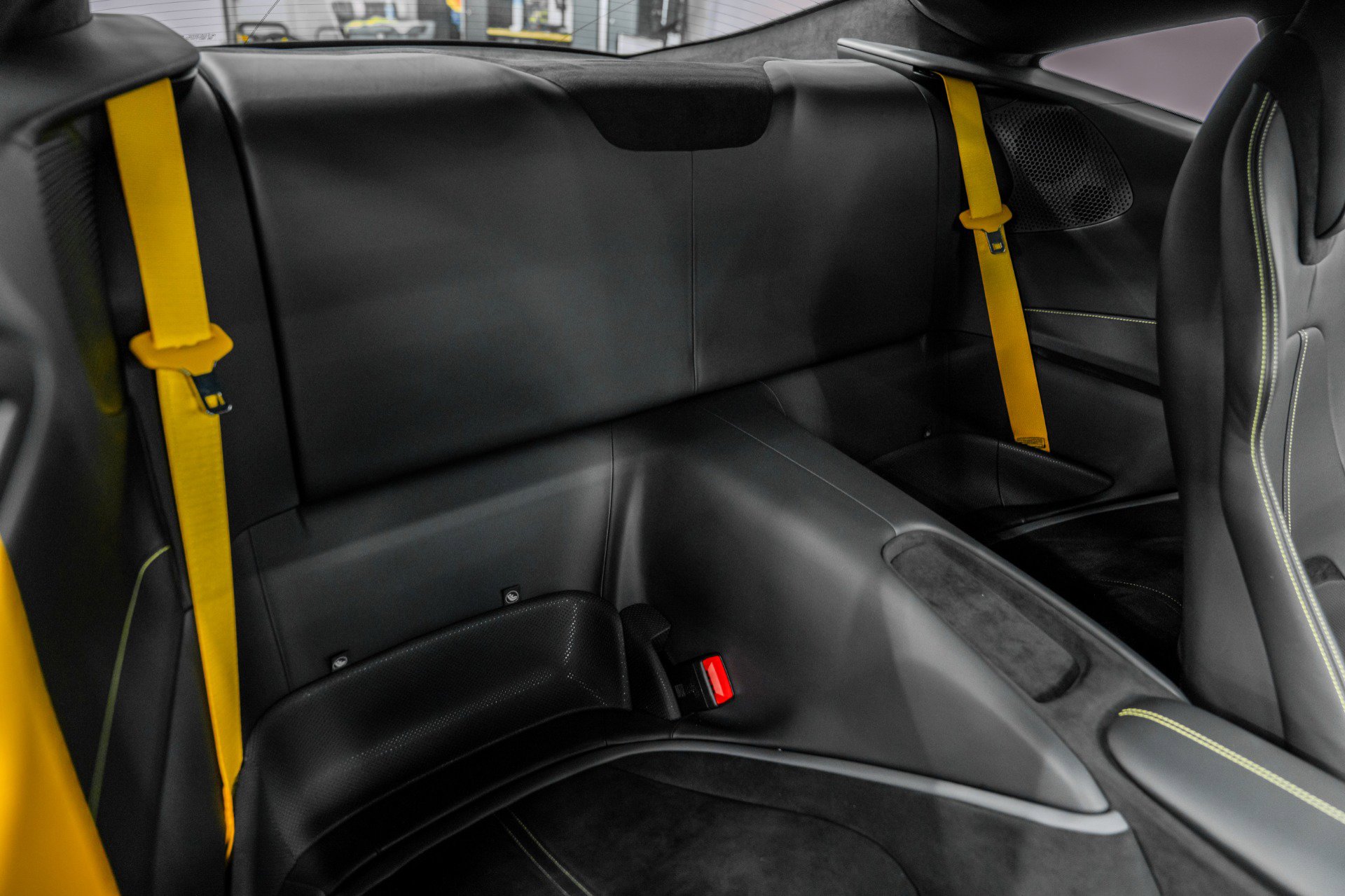 Used 2024 Ferrari Roma image 27