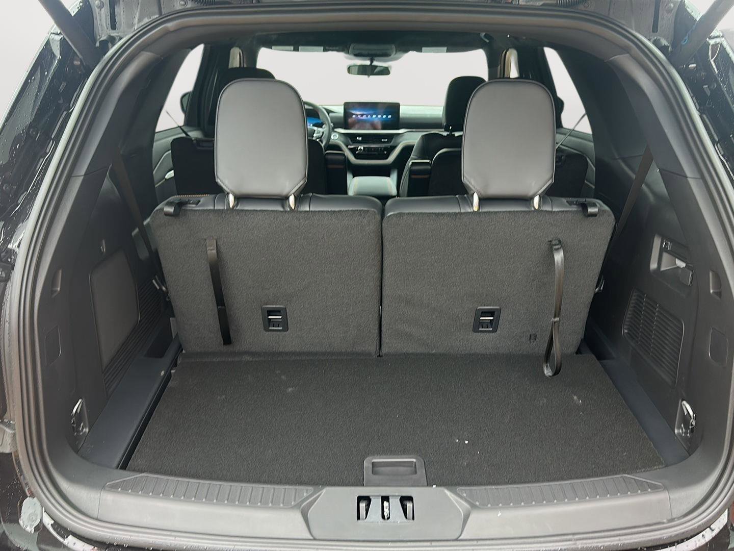 New 2026 Ford Explorer Tremor image 9