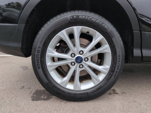 Certified 2018 Ford Escape SE FWD image 12