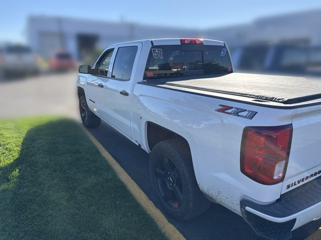 Used 2018 Chevrolet Silverado 1500 LTZ Z71 w/ Redline Edition AWD/4WD image 42