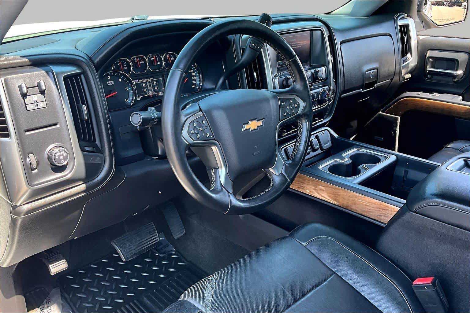 Used 2015 Chevrolet Silverado 1500 LTZ w/ LTZ Plus Package RWD image 17
